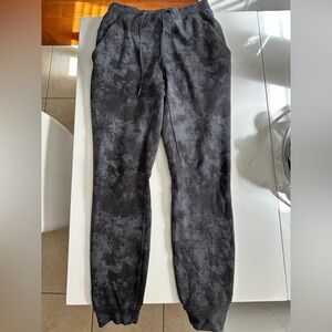 Lululemon City Sweat French Terry Jogger Mens XS Asphalt Gray Camo Performance